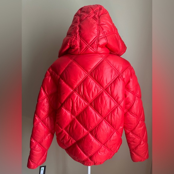 Kenneth Cole Cire Short Exposed Zip Hooded Puffer Jacket in Red NWT, $175 Retail - Picture 10 of 11
